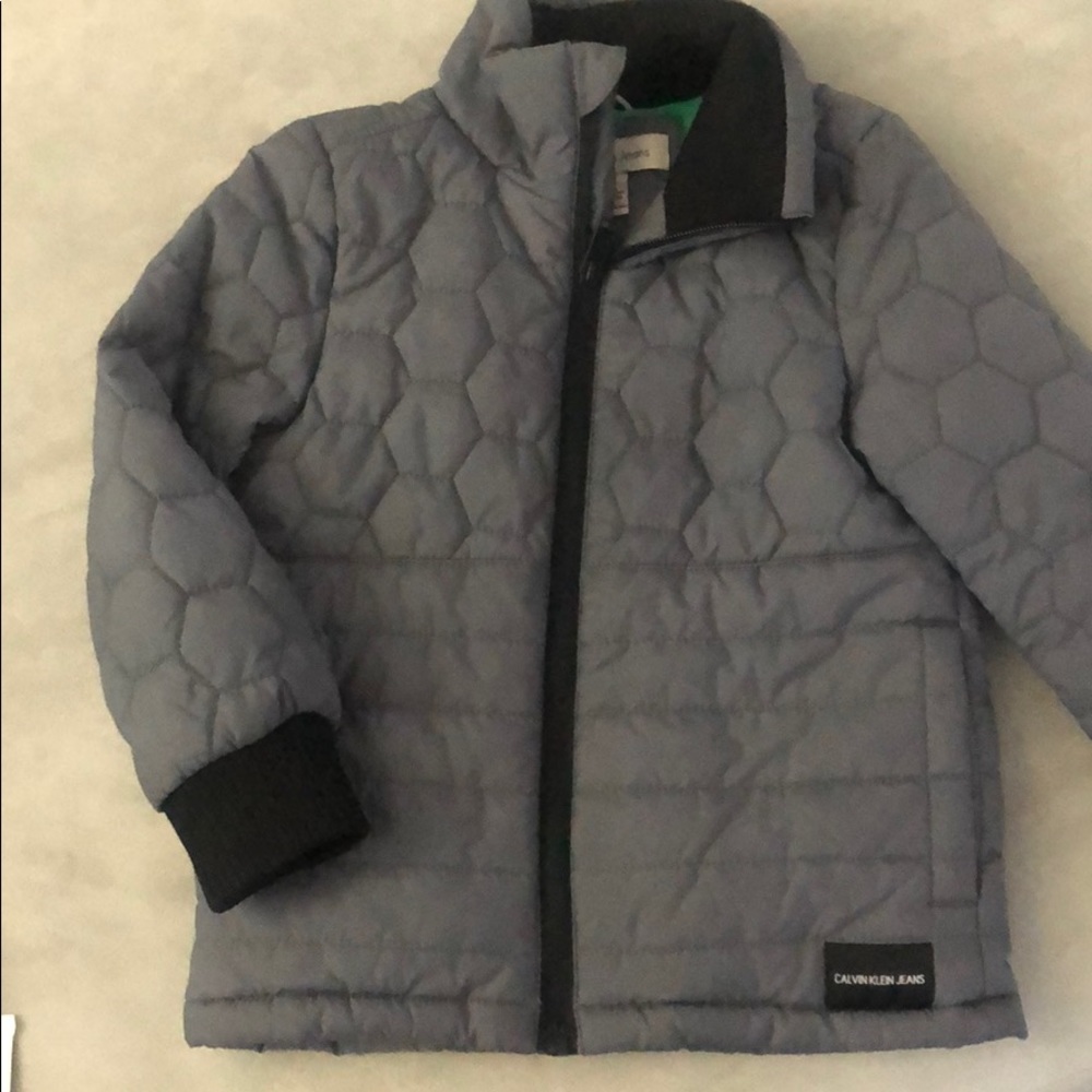 ‼️2/$18 
Calvin Klein 4T fleece lined coat